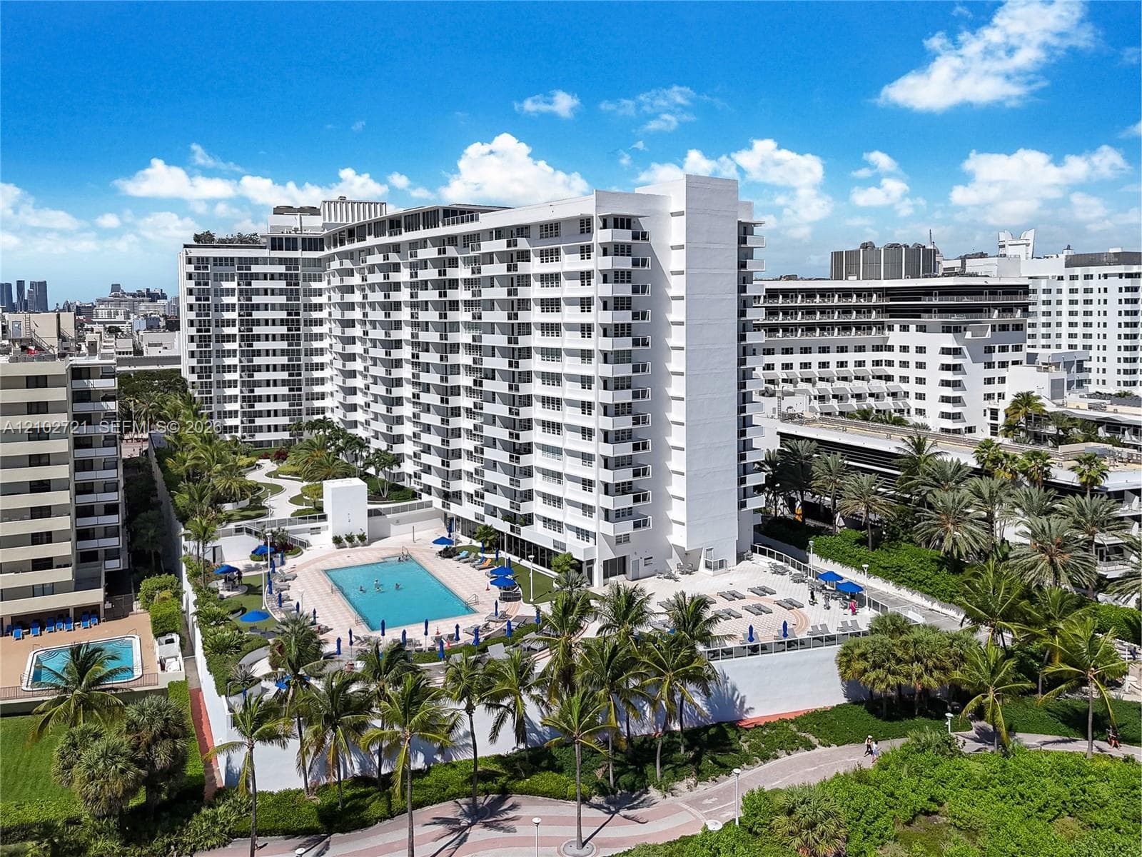 100 Lincoln Rd # 1008, Miami Beach FL 33139 - Miami Beach, FL - Photo 1
