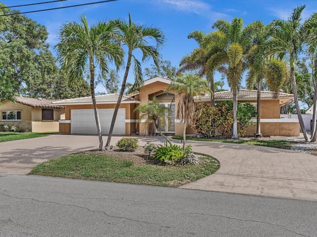 948 SE 10TH Court, Pompano Beach FL 33060 - Pompano Beach, FL - Photo 2