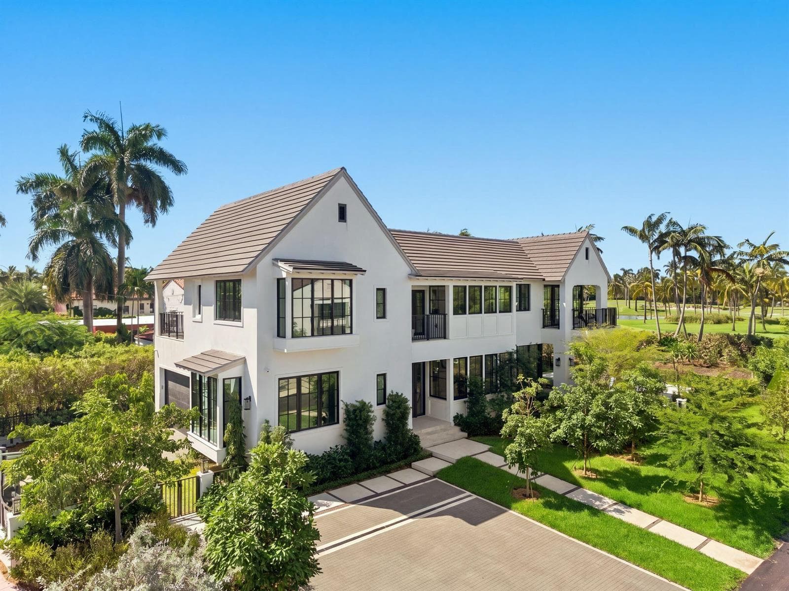 5262 LA GORCE Drive, Miami Beach FL 33140 - Miami Beach, FL - Photo 1