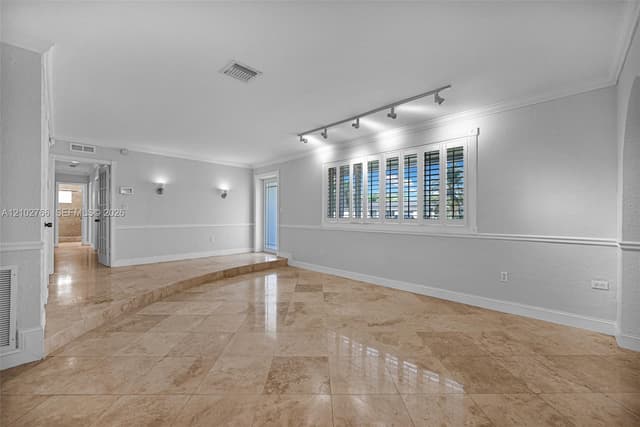 5845 SW 94th Pl, Miami FL 33173 - Miami, FL - Photo 3