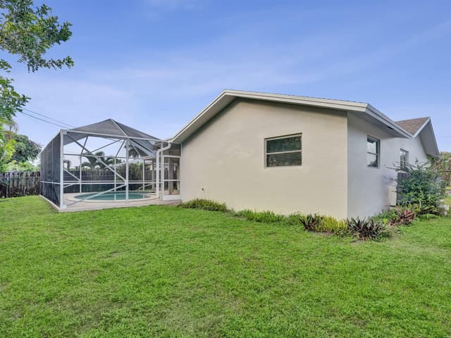 4850 NW 5TH Terrace, Boca Raton FL 33431 - Boca Raton, FL - Photo 6