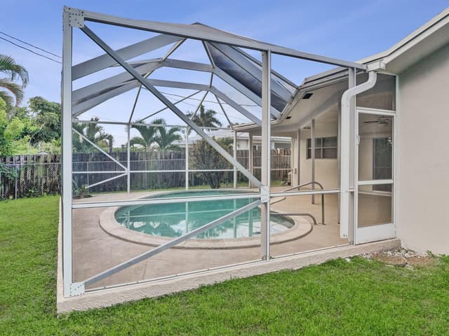 4850 NW 5TH Terrace, Boca Raton FL 33431 - Boca Raton, FL - Photo 7