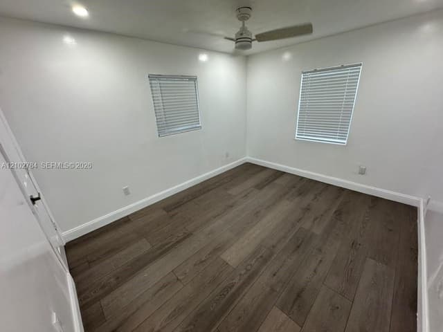 565 NE 32nd St, Oakland Park FL 33334 - Oakland Park, FL - Photo 5