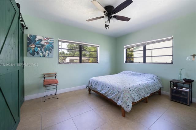 250 NE 170th St, North Miami Beach FL 33162 - North Miami Beach, FL - Photo 7
