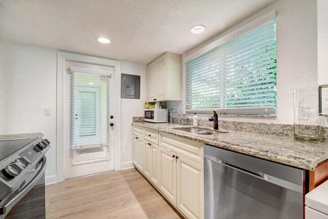 45 SE 7TH Avenue, Delray Beach FL 33483 - Delray Beach, FL - Photo 6