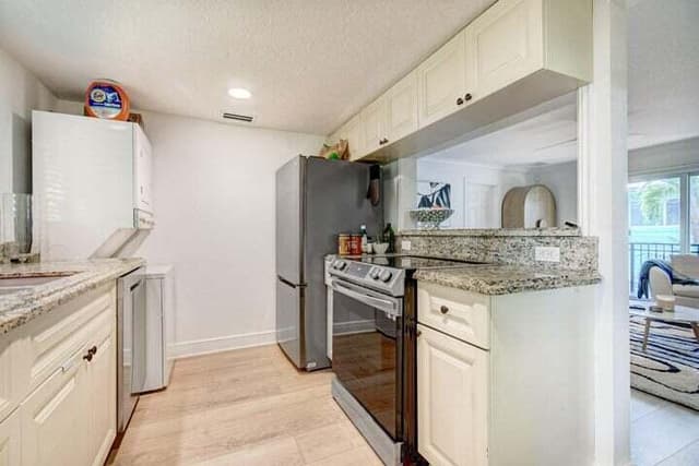 45 SE 7TH Avenue, Delray Beach FL 33483 - Delray Beach, FL - Photo 7