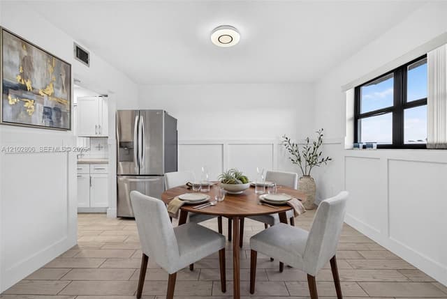 1121 SW 122nd Ave # 2, Miami FL 33184 - Miami, FL - Photo 2