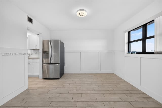 1121 SW 122nd Ave # 2, Miami FL 33184 - Miami, FL - Photo 3