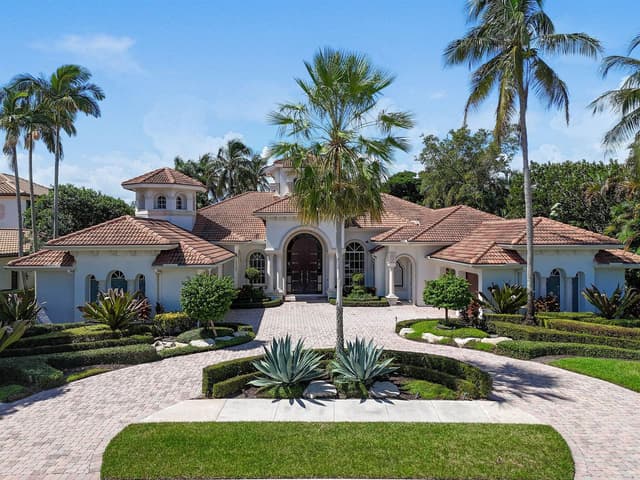 209 Grand Pointe Drive, Palm Beach Gardens FL 33418 - Palm Beach Gardens, FL - Photo 2