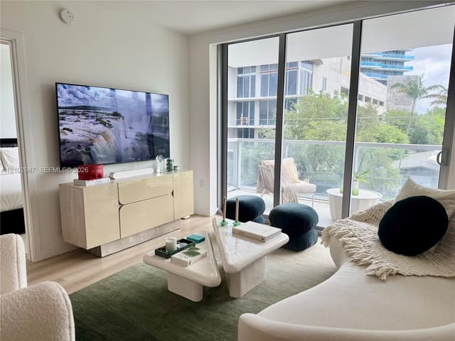 13800 Highland Dr # 307, North Miami Beach FL 33181 - North Miami Beach, FL - Photo 2