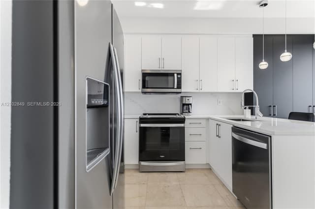 3600 Mystic Pointe Dr # 16, Aventura FL 33180 - Aventura, FL - Photo 2