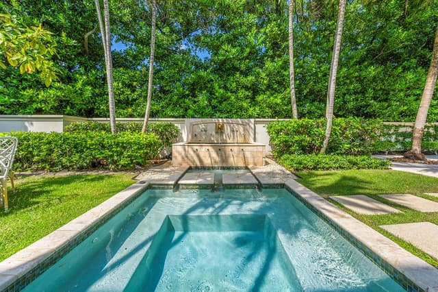 13 Via Vizcaya, Palm Beach FL 33480 - Palm Beach, FL - Photo 5