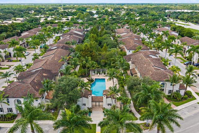 4677 Mediterranean Circle, Palm Beach Gardens FL 33418 - Palm Beach Gardens, FL - Photo 4