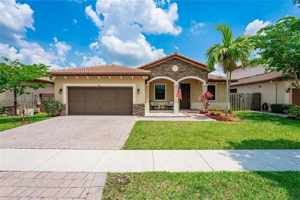 3653 SE 2nd Ct, Homestead FL 33033