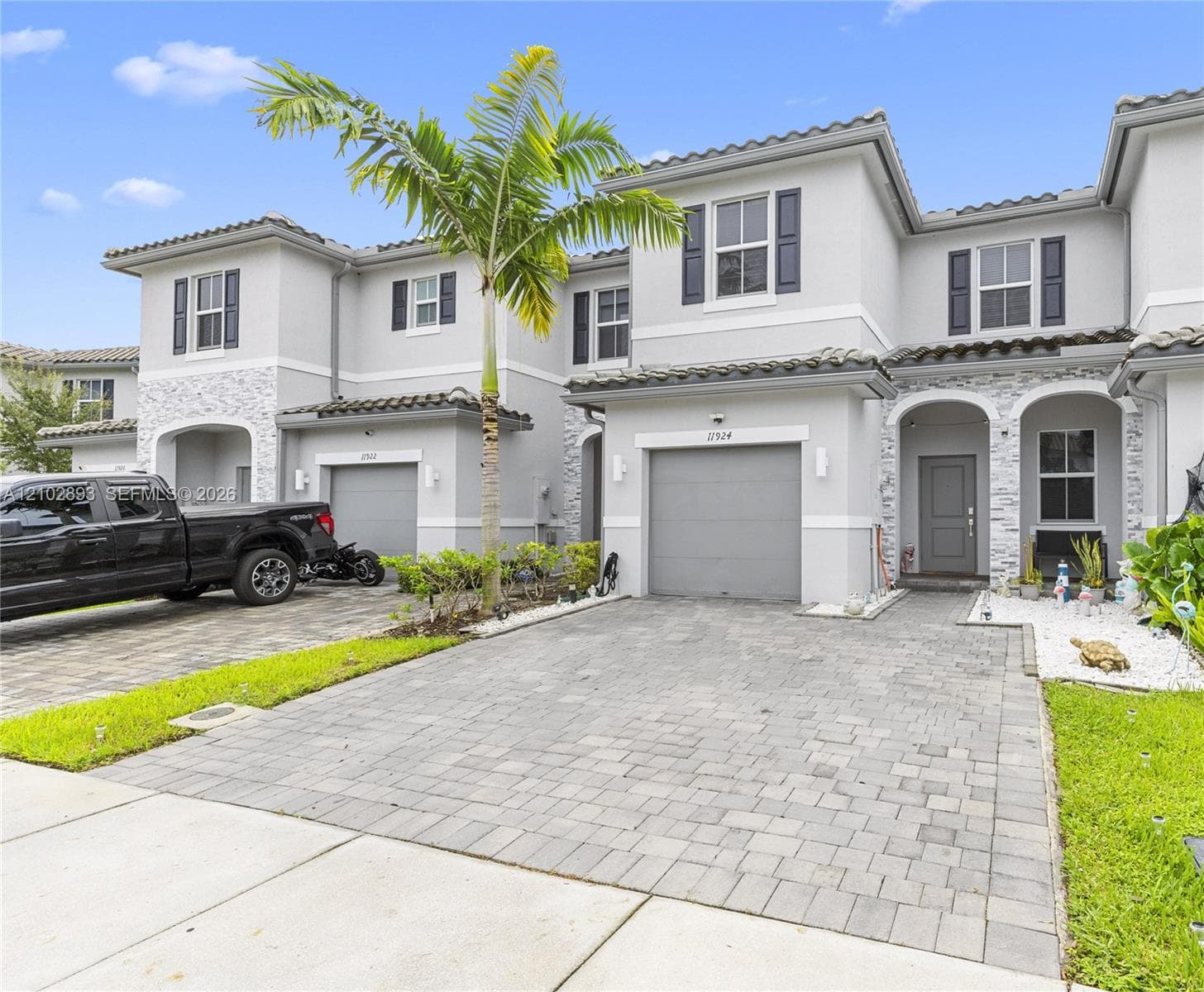 11924 NW 47th Mnr, Coral Springs FL 33076 - Coral Springs, FL - Photo 1