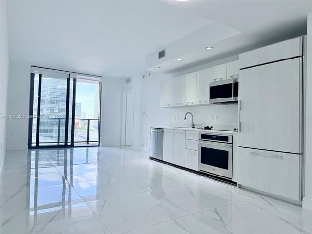 45 SW 9th St # 1209, Miami FL 33130 - Miami, FL - Photo 2