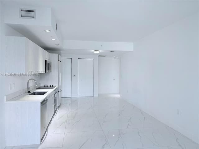 45 SW 9th St # 1209, Miami FL 33130 - Miami, FL - Photo 3