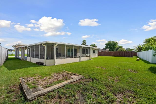 9704 NW 67TH Street, Tamarac FL 33321 - Tamarac, FL - Photo 3