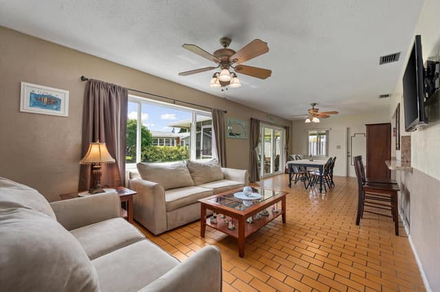 9704 NW 67TH Street, Tamarac FL 33321 - Tamarac, FL - Photo 4