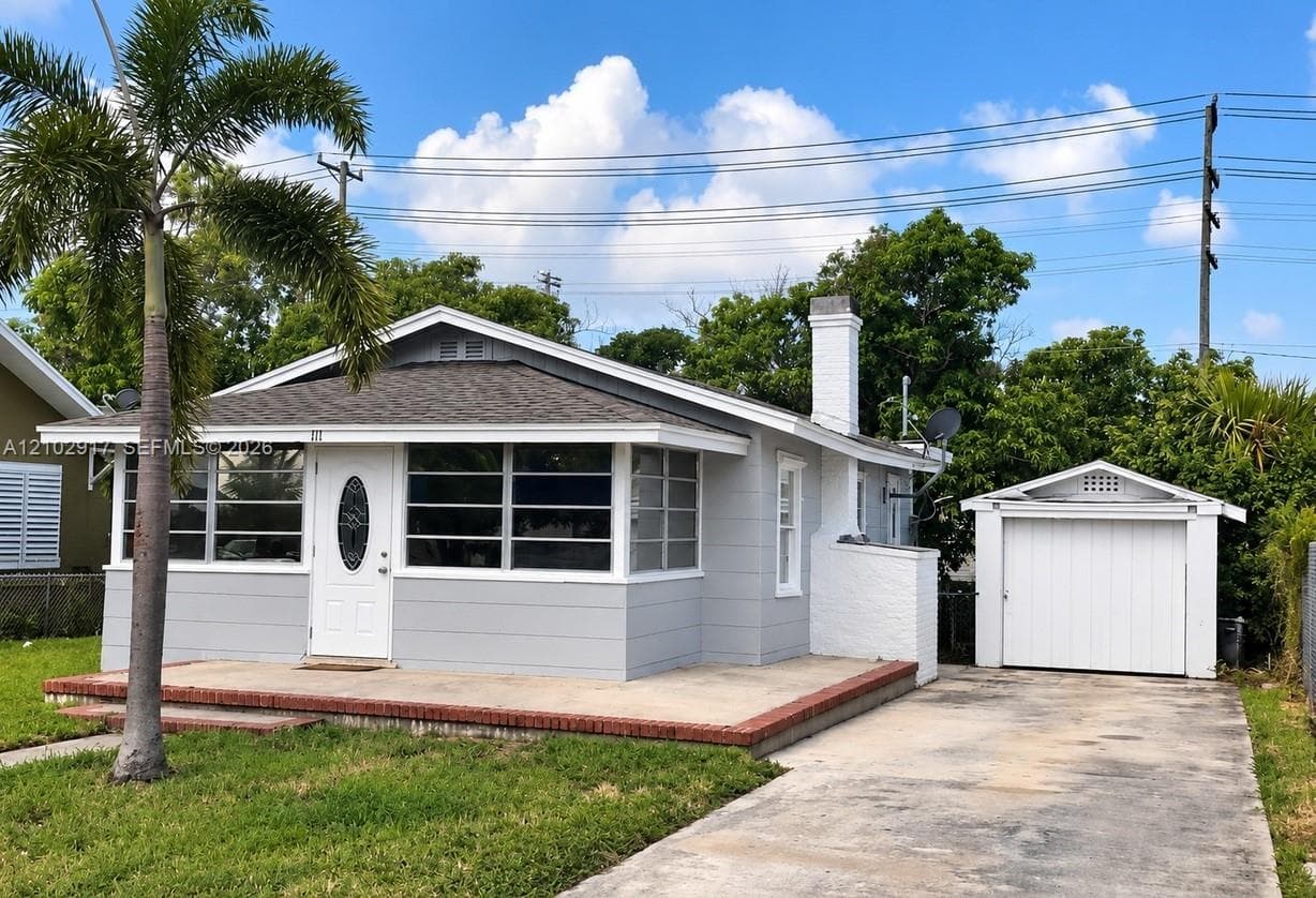 111 S B St, Lake Worth FL 33460 - Lake Worth, FL - Photo 1