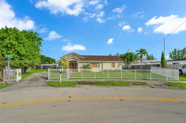 11525 SW 49th Ter, Miami FL 33165 - Miami, FL - Photo 3
