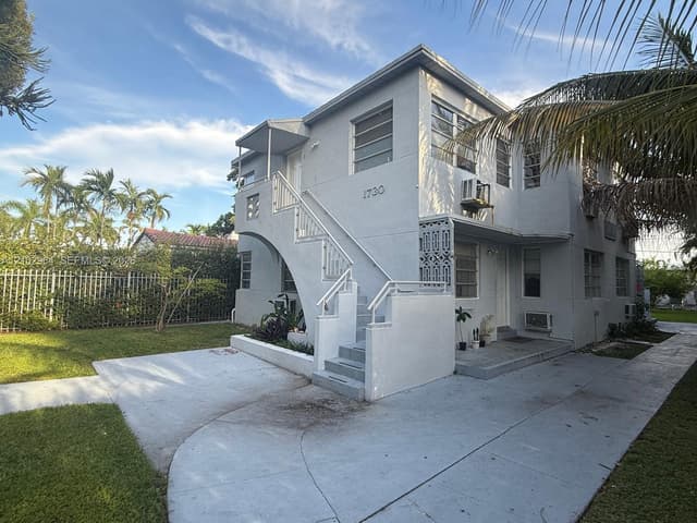 1730 Marseille Dr, Miami Beach FL 33141 - Miami Beach, FL - Photo 2