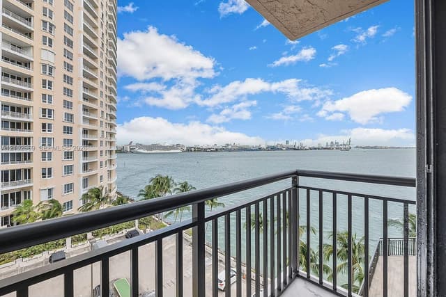 540 Brickell Key Dr # 928, Miami FL 33131 - Miami, FL - Photo 3