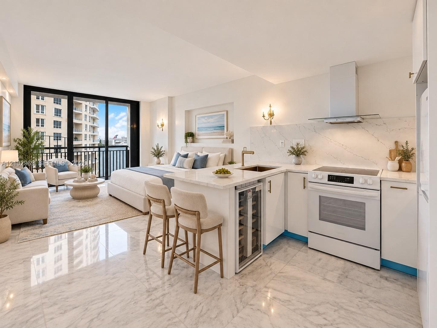 540 Brickell Key Dr # 928, Miami FL 33131