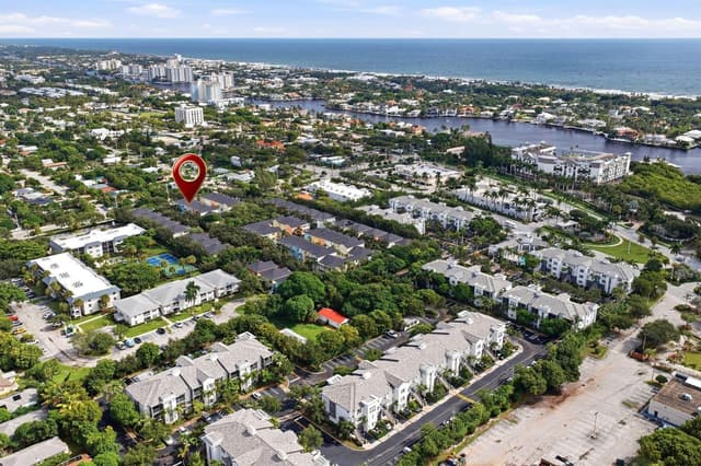 1009 W Heritage Club Circle, Delray Beach FL 33483 - Delray Beach, FL - Photo 3