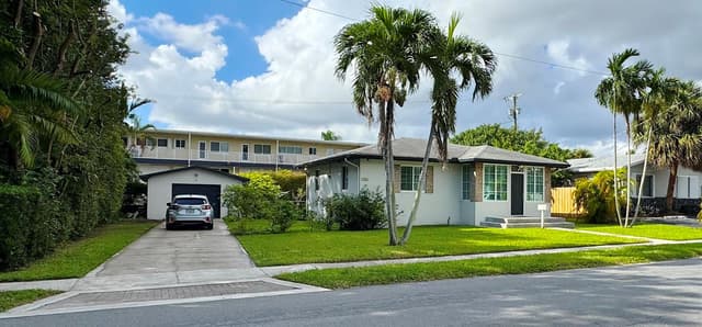 133 SE 2nd Street, Dania Beach FL 33004 - Dania Beach, FL - Photo 4