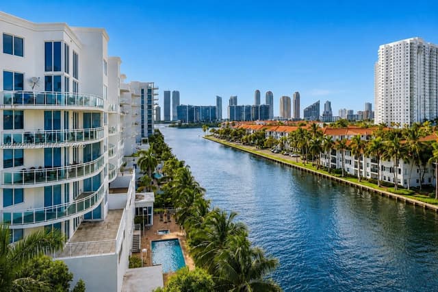 3000 NE 188th St # 604, Aventura FL 33180 - Aventura, FL - Photo 3