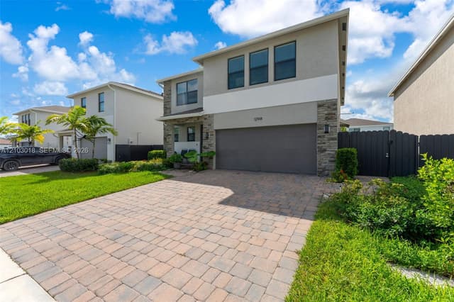 12918 SW 266th Ter, Homestead FL 33032 - Homestead, FL - Photo 2