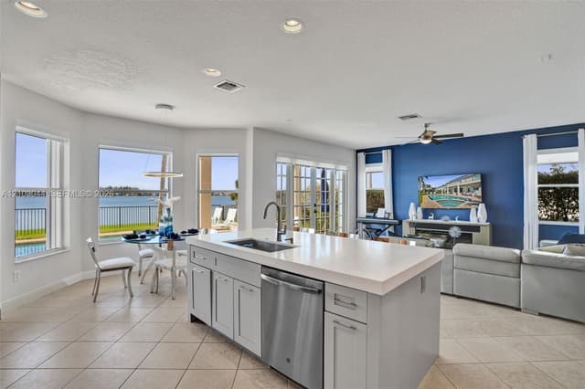 17536 SW 48th St, Miramar FL 33029 - Miramar, FL - Photo 5