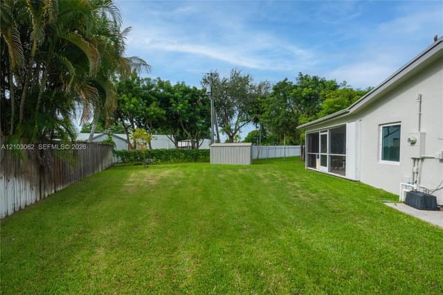 10198 SW 203rd Ter, Cutler Bay FL 33189 - Cutler Bay, FL - Photo 5