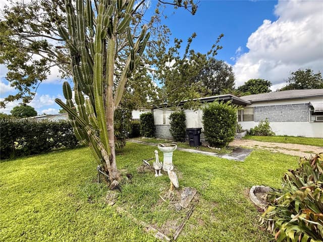 6409 Mayo St, Hollywood FL 33023 - Hollywood, FL - Photo 3