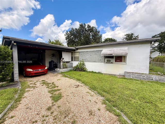 6409 Mayo St, Hollywood FL 33023 - Hollywood, FL - Photo 4