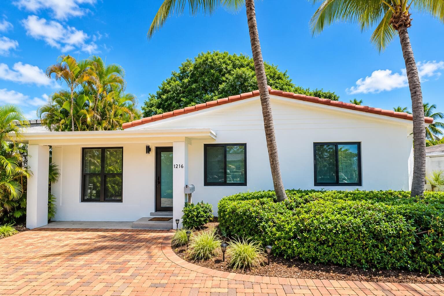 1216 NE 16th Terrace, Fort Lauderdale FL 33304 - Fort Lauderdale, FL - Photo 1
