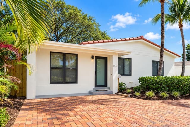 1216 NE 16th Terrace, Fort Lauderdale FL 33304 - Fort Lauderdale, FL - Photo 4