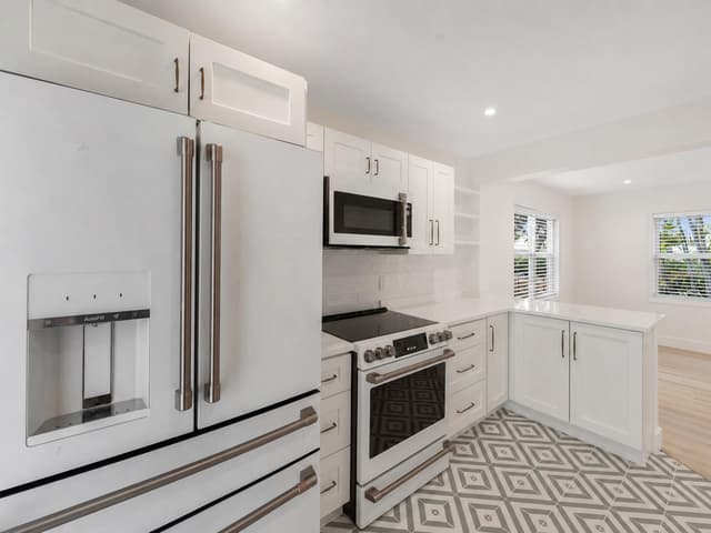 514 52nd Street, West Palm Beach FL 33407 - West Palm Beach, FL - Photo 3