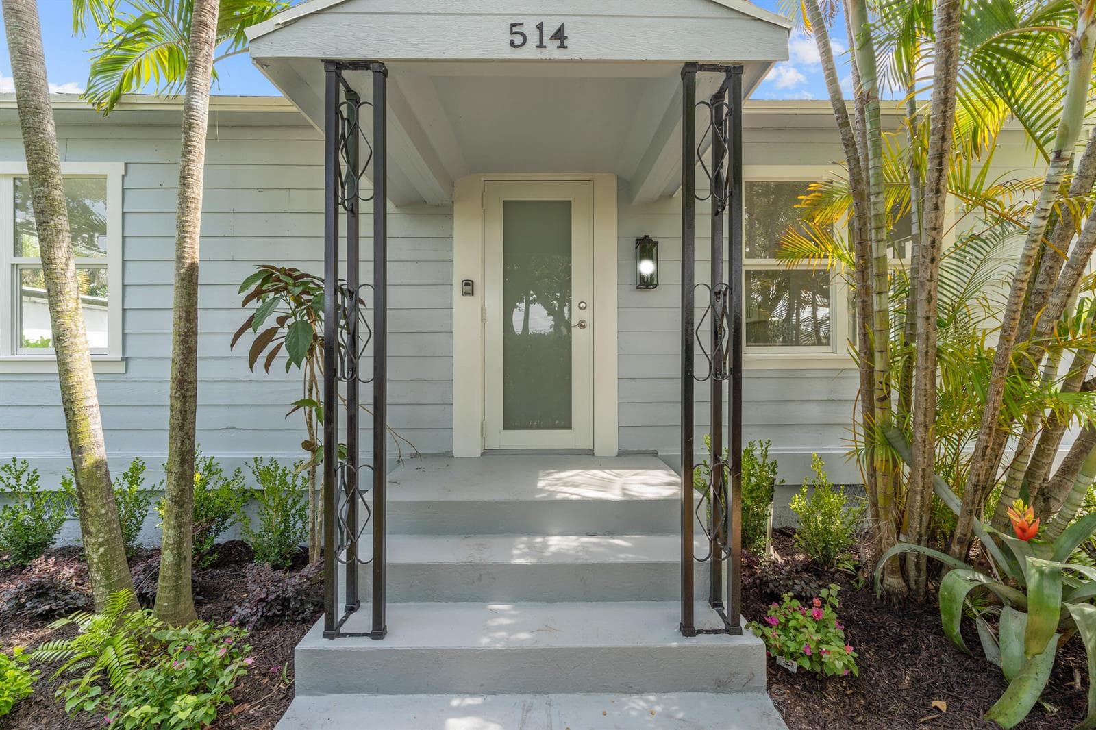 514 52nd Street, West Palm Beach FL 33407 - West Palm Beach, FL - Photo 1