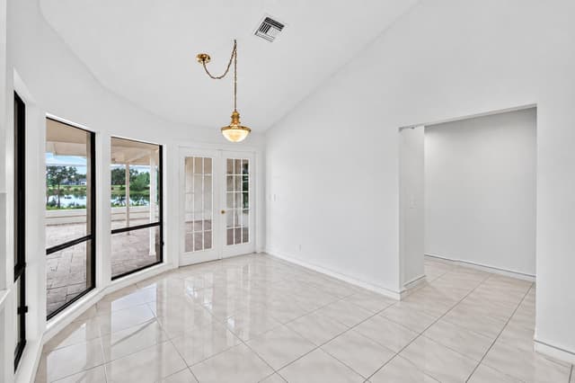 10423 Stonebridge Boulevard, Boca Raton FL 33498 - Boca Raton, FL - Photo 4