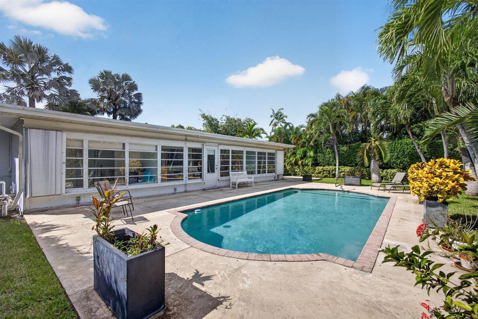 128 VASSAR Drive, FL 33460 - Photo 1