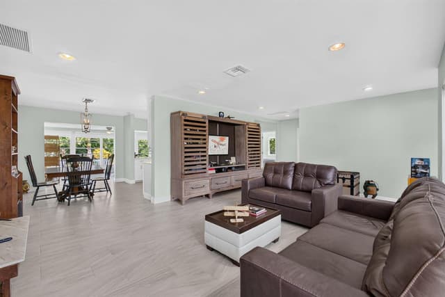 128 VASSAR Drive, FL 33460 - Photo 5