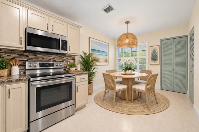 370 Prestwick Circle # 2, Palm Beach Gardens FL 33418 - Palm Beach Gardens, FL - Photo 7