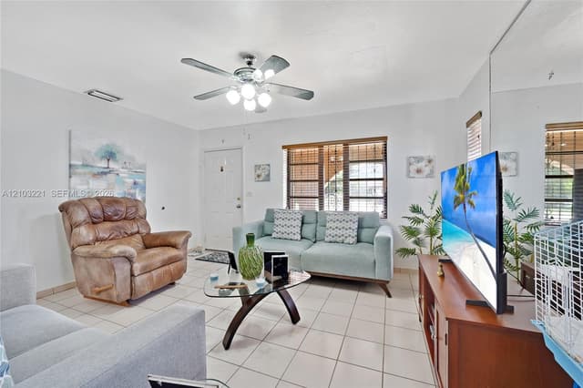 20 Tamiami Canal Rd, Miami FL 33144 - Miami, FL - Photo 6