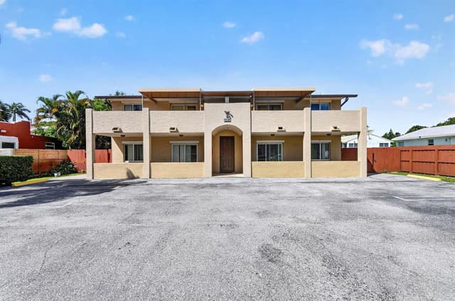5015 N FLAGLER Drive, West Palm Beach FL 33407 - West Palm Beach, FL - Photo 2