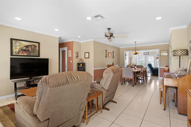 5741 NE 19TH Terrace, Fort Lauderdale FL 33308 - Fort Lauderdale, FL - Photo 4