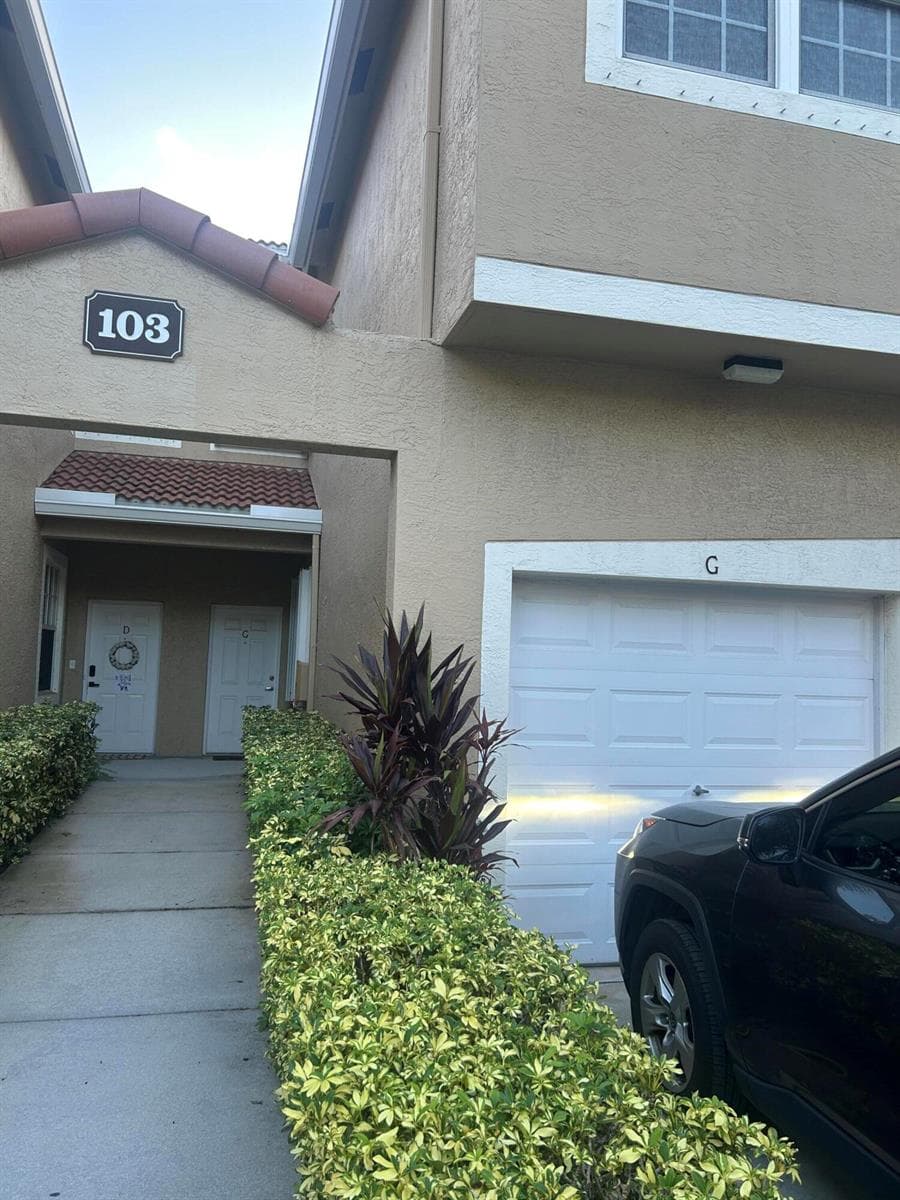 103 Lighthouse Circle # G, Tequesta FL 33469 - Tequesta, FL - Photo 1