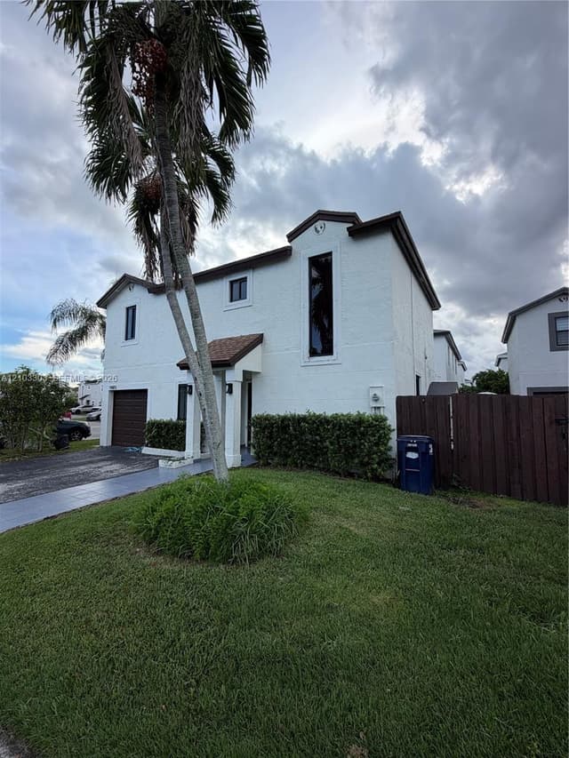 14815 SW 90th Ter, Miami FL 33196 - Miami, FL - Photo 2