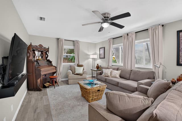 4675 CANAL Drive, Lake Worth FL 33463 - Lake Worth, FL - Photo 6